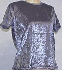 Wholesale Lot Of 586 Ladies’ Short Sleeve Tops Gray Shades (Sizes S–XL) – MSRP $24.95 Each – Your Price Is Only $0.65 Each