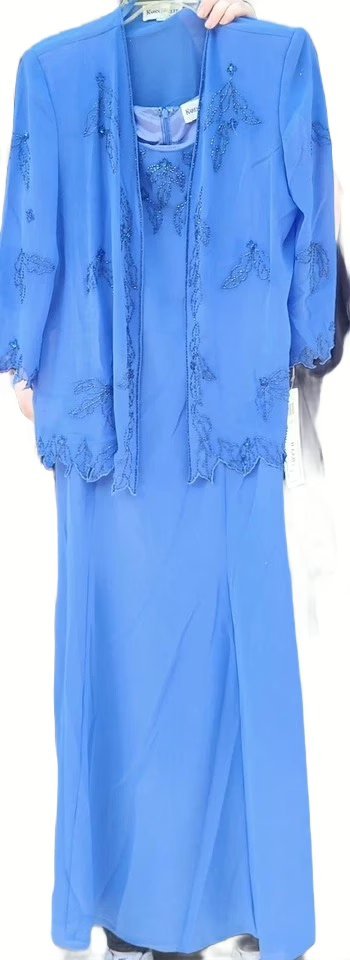 Wholesale Lot Of 348 Brand New And Slightly Used Party Dresses – Assorted Colors, Sizes, And Styles – Sheri Hill, Bill Levkoff, Milano, Avalon Bridal, David’s Bridal, Andrew Adela, Poly USA, Kahli K, Melissa, Calvin Klein, Clarissa, Benny, Rachel Allen, Betsy and Adam, Images, Rachel Allen, Mystique, Temptations, Riva Designs, LeGalla And More – Suggested Retail Values To $300.00 Each – Your Price Is Only $12 Each