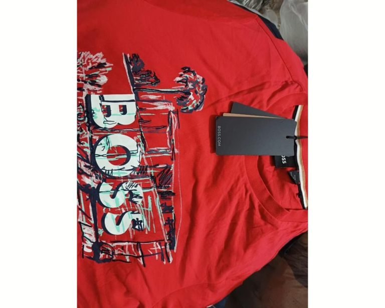 Wholesale Lot of 12 Hugo Boss Men’s T-Shirts – Mixed Assorted Styles & Sizes – Premium Designer Menswear – Bulk Wholesale – Your Cost $25.30 Each