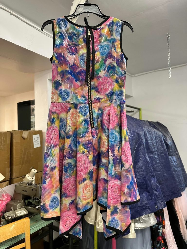 Wholesale Zoe Ltd Dress – 130 Dresses – One Style/Color – Sizes 4-16 – MSRP $175 – Your Price Is Only $28 Each