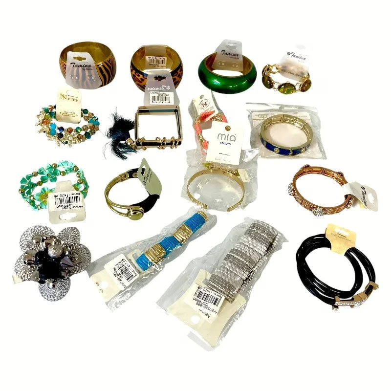 Wholesale Lot Of 10,000 Pieces Of Boutique Style Fashion Jewelry – Packed On One Pallet – Mia Studio, Tamina, Neu, And More – Original Retail Values To $25.00 Each – Your Price Is Only .35 Each