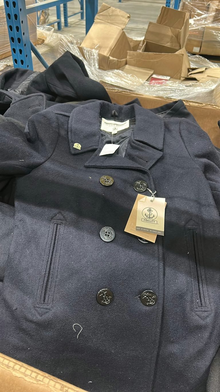 Wholesale Lot Of 600 Fidelity 100% Wool Coats For Men – Assorted Sizes And Colors – Your Price Is Only $20 Each