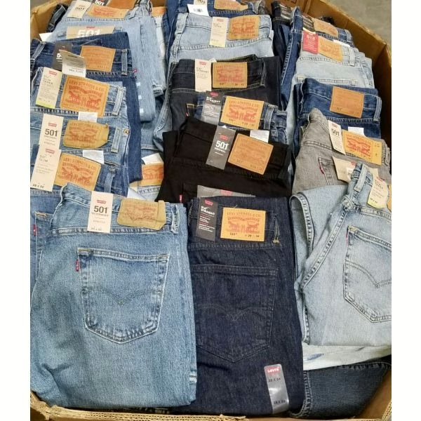 Wholesale Lot of 200 Levi’s Apparel Pieces – Assorted Styles – Pallet Lot – Your Price Only $26.25 Each