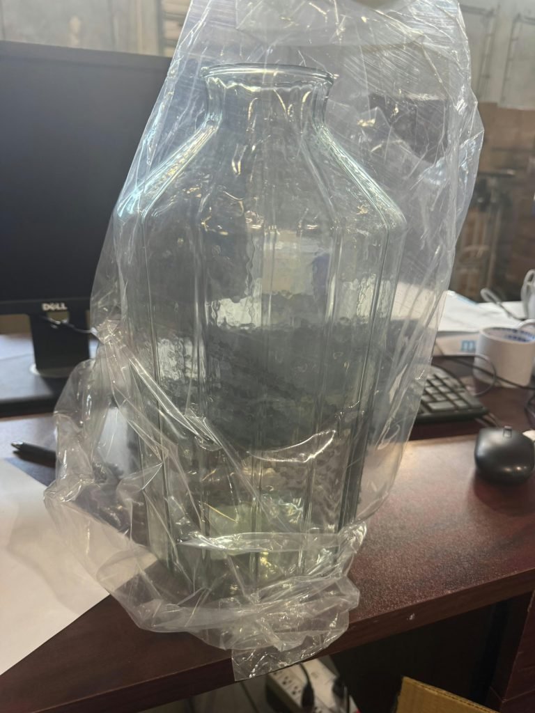 Wholesale Lot Of 1,800 Hearth & Hand 14″ Ribbed Glass Decorative Flower Vases – Sells At Target For $29.99 Each – Your Price Is Only $3.00 Each