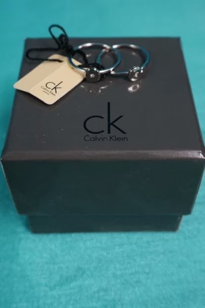 Wholesale Lot Of 32 Calvin Klein Ring Sets – Two Rings In A Set – MSRP $140 Each Set – Your Price Is Only $12 For Each Set – Free Shipping